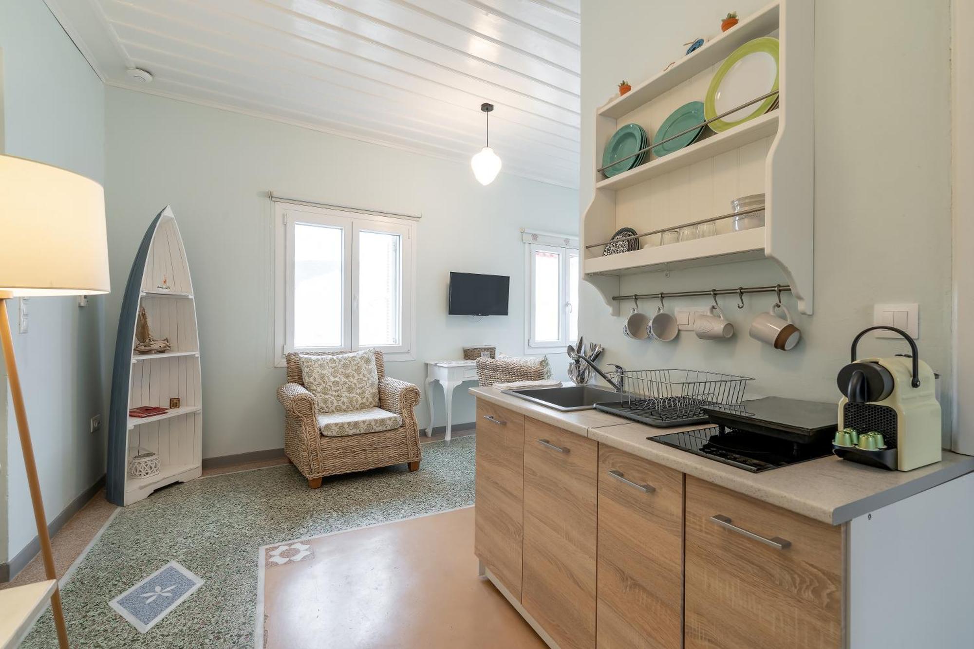 Castel Abaso Boutique Apartments By Explore Andros 外观 照片